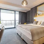 Almar Seaside Park Private * 코워브제크