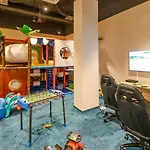 아파트 Almar Seaside Park Private 코워브제크